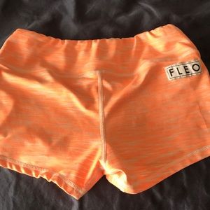 Fleo Creamsicle Medium